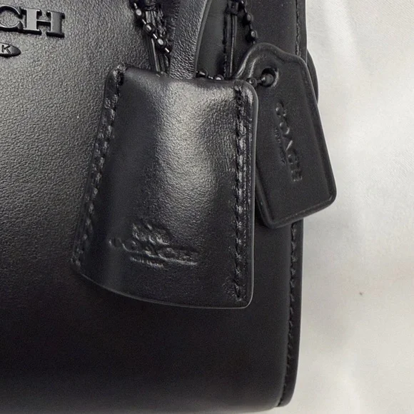 Coach Classic Black Leather mini bag - Picture 3 of 5